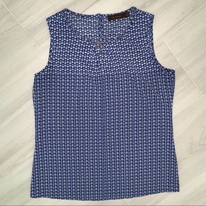 Sleeveless Shell Top